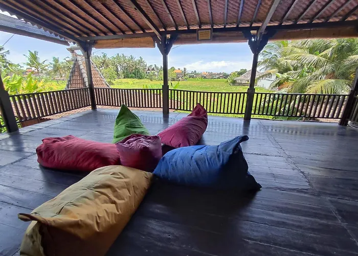 Green Paddy Hostel & Villa Ubud 